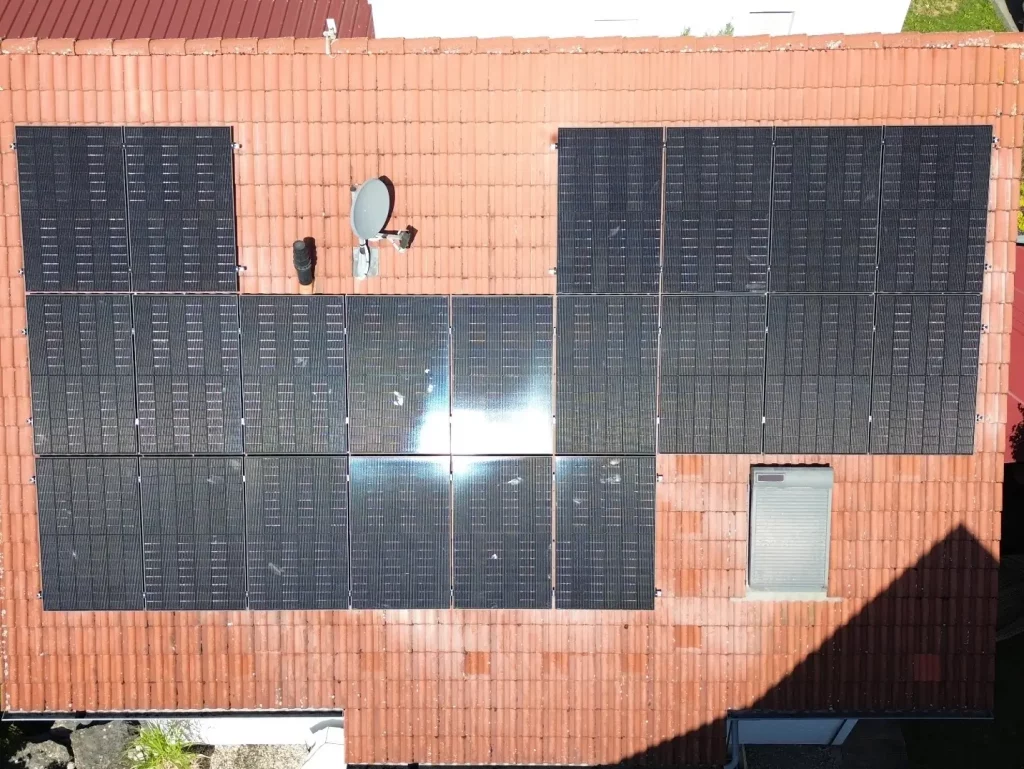 Fachgerechter Einbau einer PV-Anlage in Ditzingen